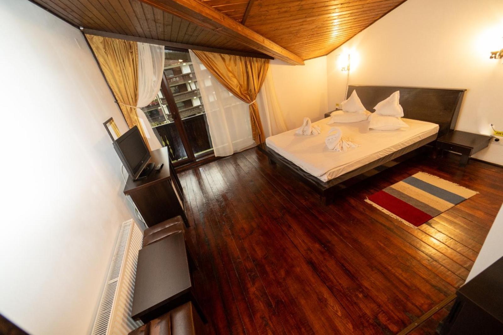 Casa Frent Hotel Predeál Szoba fotó
